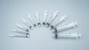 disposable-syringe