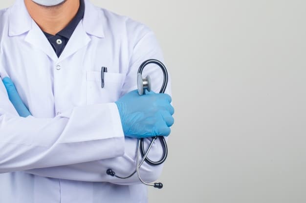 doctor crossing arms while holding stethoscope white coat 176474 8491