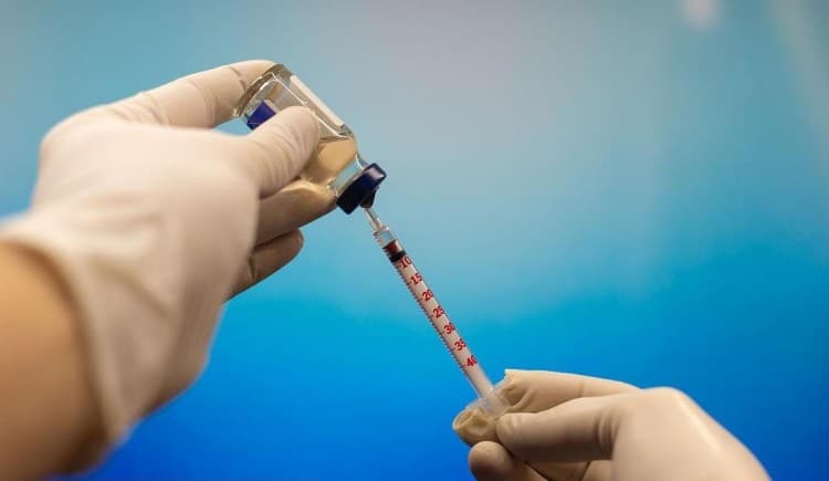 insulin-vial-air-injection-drawing-medication-step-by-step