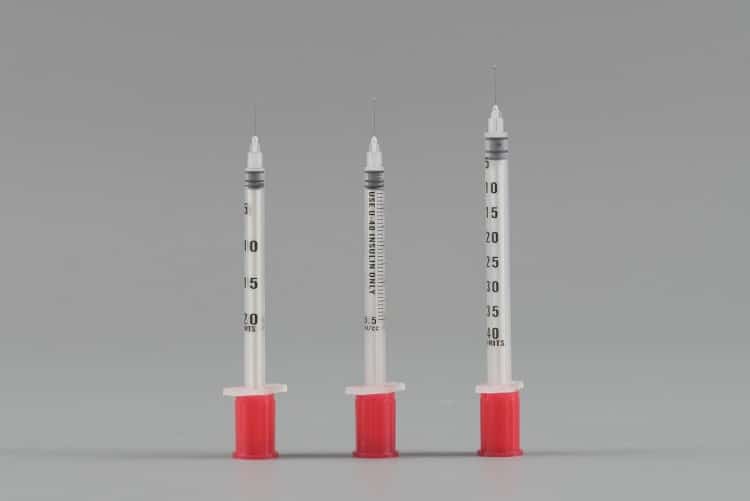 Close-Up-View-Of-Insulin-Syringe-With-Precise-Graduation-Marks-For-Diabetic-Cat-Daily-Treatment
