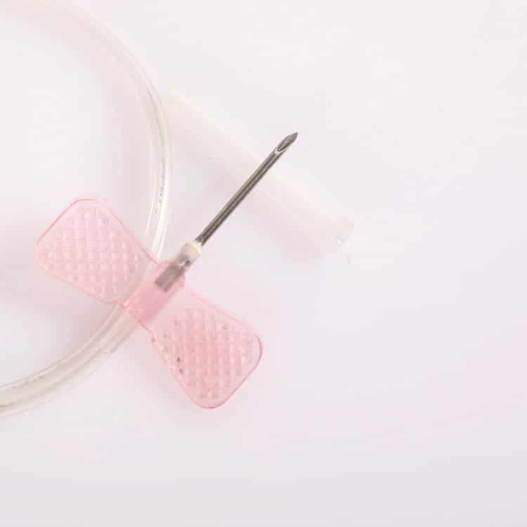 medical-grade-butterfly-wings-securing-technique-tape-fixation-patient-comfort-optimization