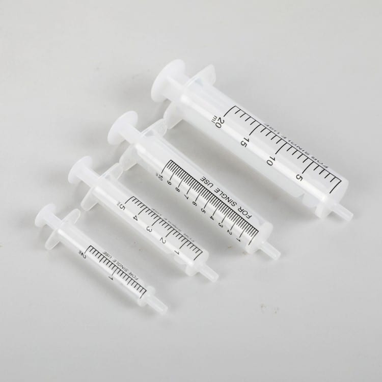 medical-laboratory-technician-blood-sample-collection-diagnostic-testing-syringe