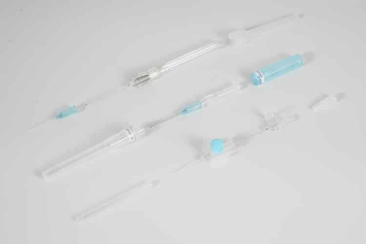 ultrasound-guided-iv-insertion-advanced-technology-precision-medical-procedure-imaging