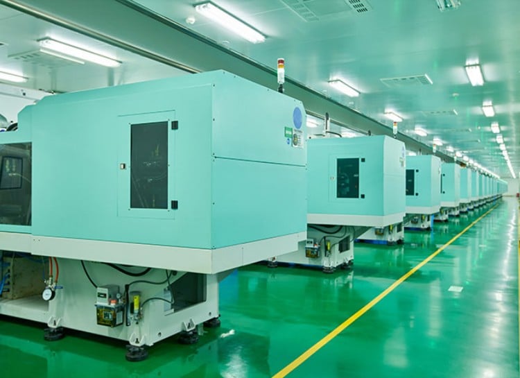 advanced-medical-device-manufacturing-cleanroom