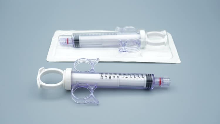 quick-connect-tubing-system-sterile-contrast-delivery-angiography-injector-setup