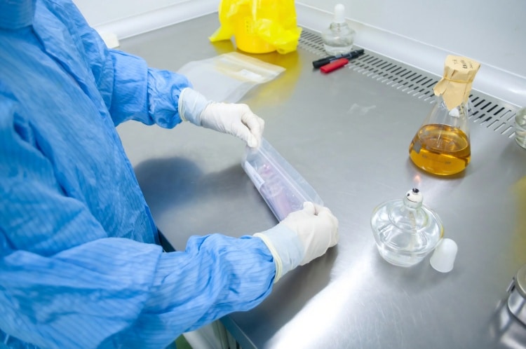 sterility-testing-laboratory-quality-assurance