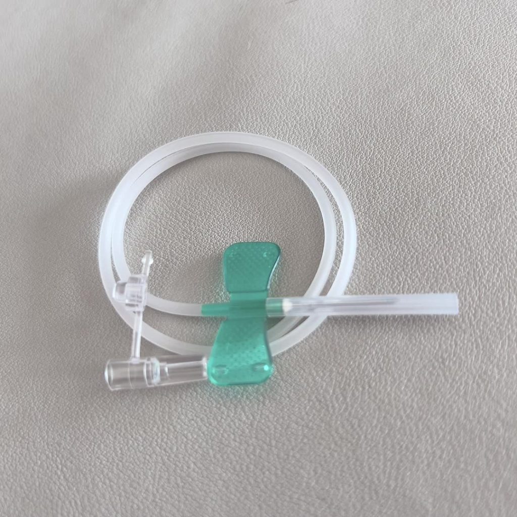 disposable veterinary butterfly needle complete infusion set display