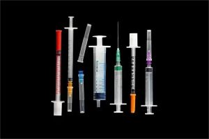 kohope-medical-complete-syringe-product-range-display-from-insulin-to-large-capacity