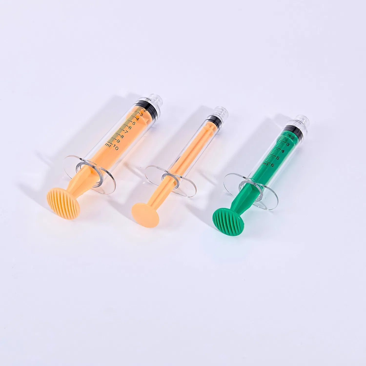 Light green 6ml polycarbonate syringe with luer slip tip and smooth plunger action