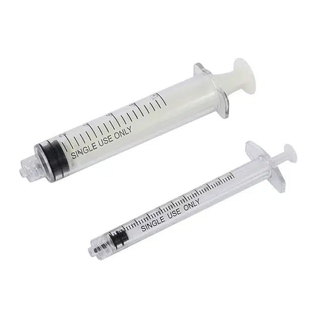 Clear polycarbonate syringe 3ml with luer lock tip showing superior transparency for medical fluid visualization