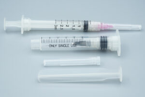 Retractable needle safety syringes - full product display