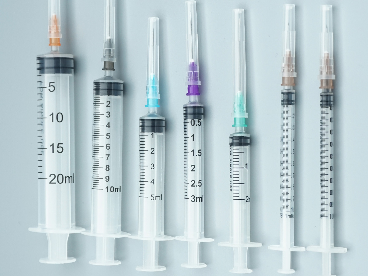 Syringe supplies sterile packaging set display
